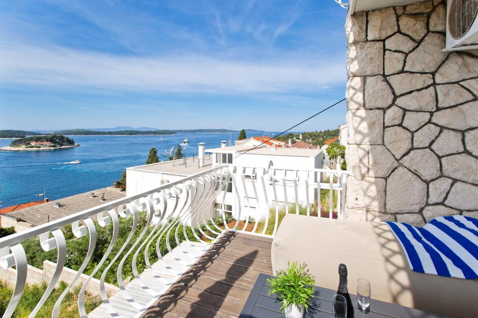 Rooms Carpe Diem Hvar Хвар Екстериор снимка